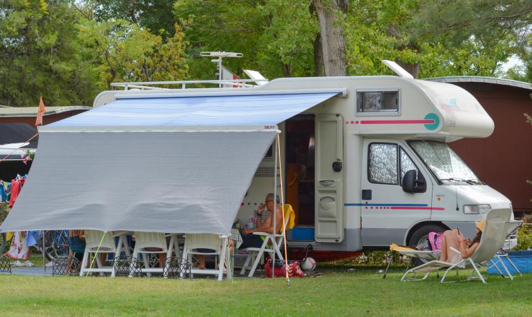 inval zand Collega Vakantie in een tent, camper in Bibione kampeerplaatsen aanbieding in  camping